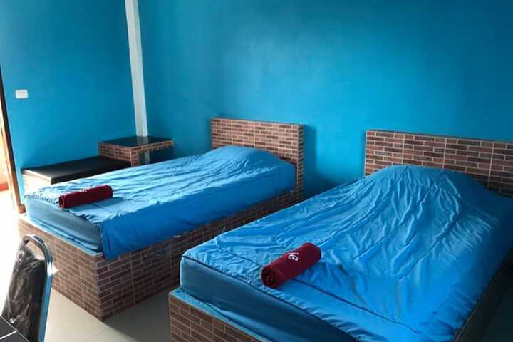 Room 8 of 41