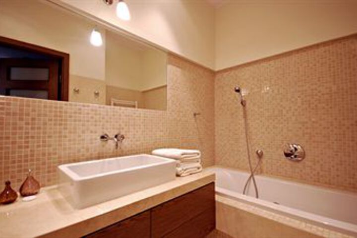 Room 20 of 135