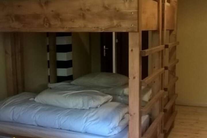 Room 18 of 38