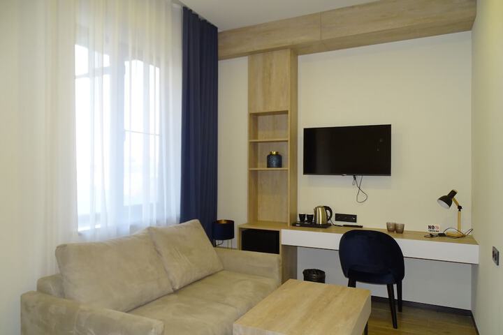 Room 22 of 69
