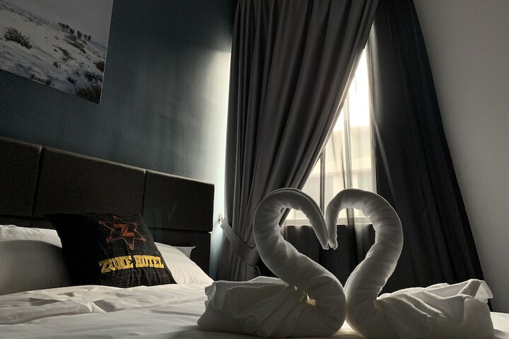 Room 11 of 46