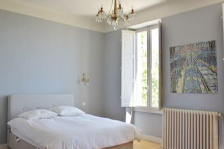 Room 5 of 23