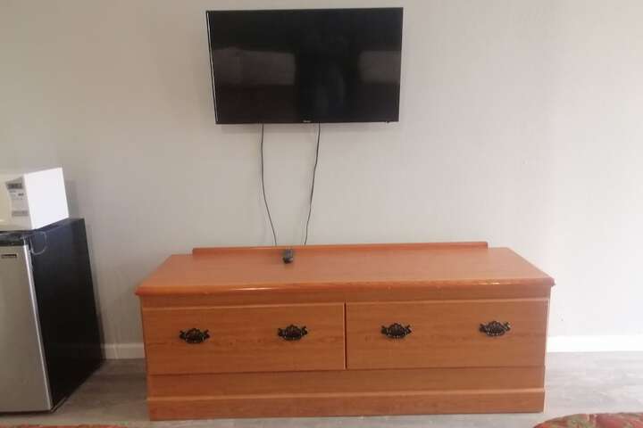 Room 10 of 22