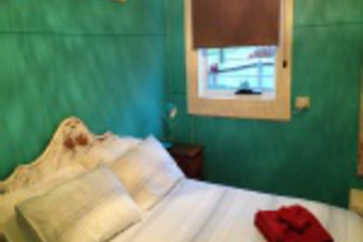 Room 71 of 131