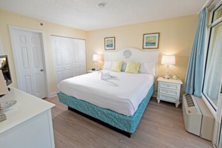 Room 43 of 46