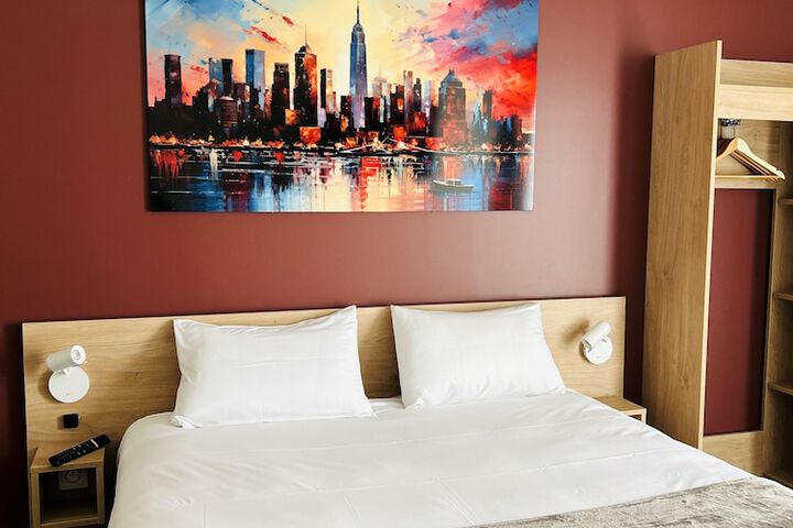 Room 17 of 51