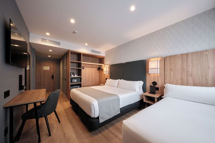 Room 19 of 59