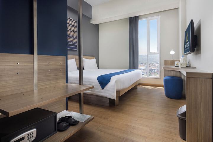 Room 3 of 14