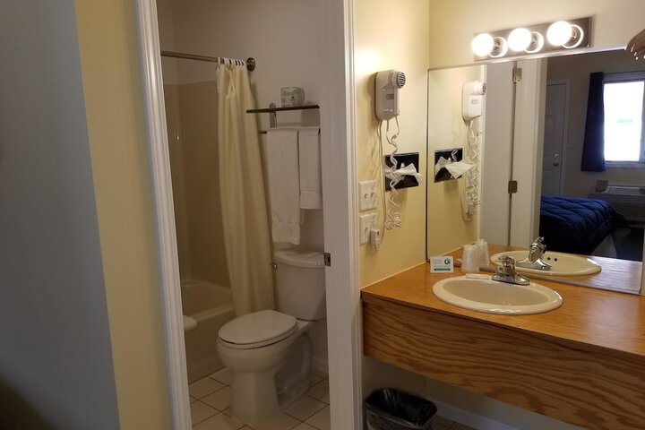 Room 35 of 52