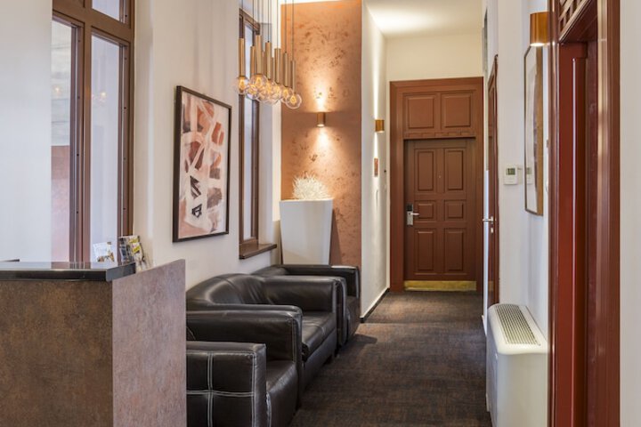 Hotel Lobby