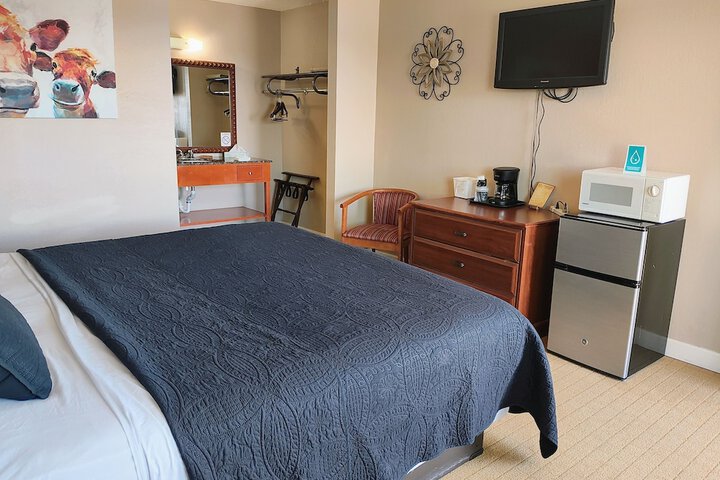 Room 16 of 52