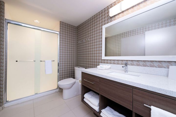 Bathroom shower