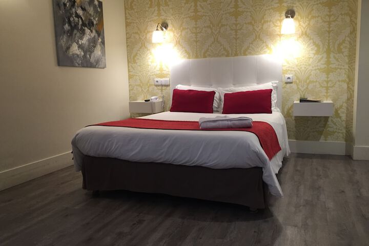 Room 45 of 79