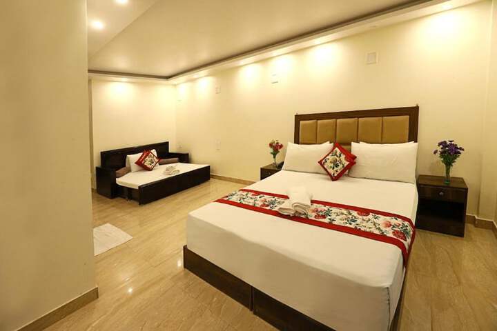 Room 19 of 65