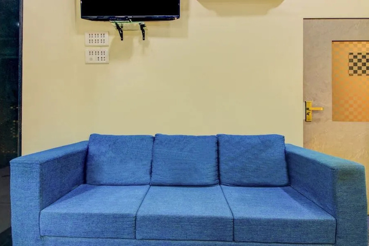 Room 10 of 10