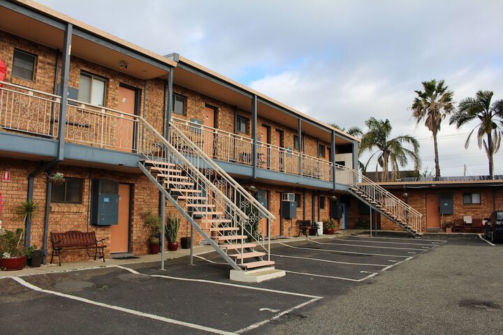 Hotel 71 of 74