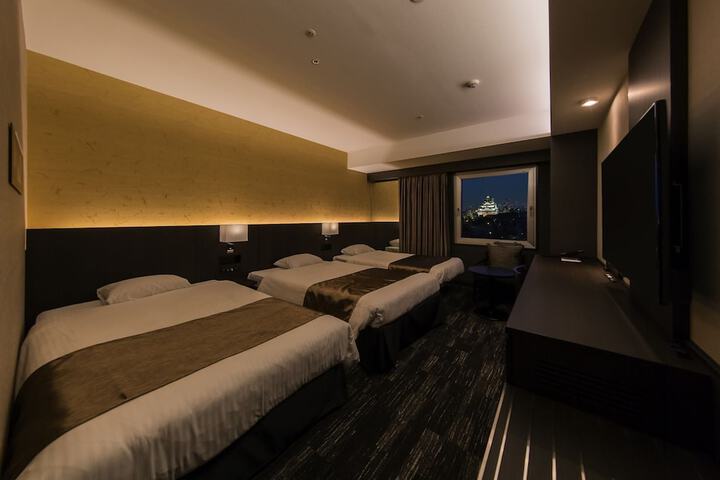 Room 22 of 54