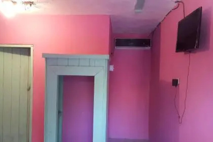 Room 12 of 22