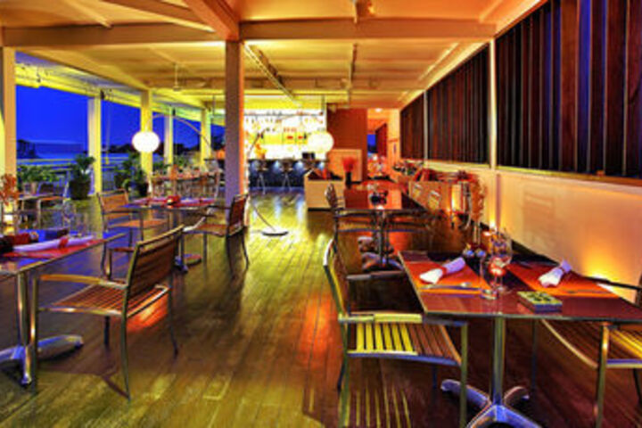 Dining 67 of 73
