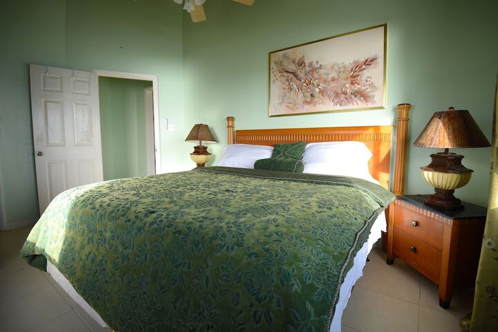 Room 5 of 35
