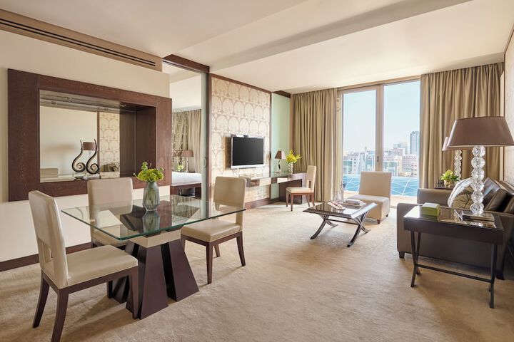 Room 73 of 168