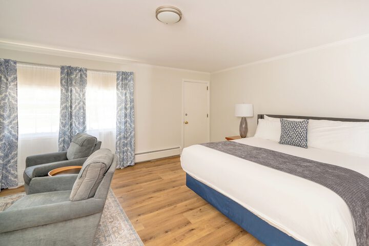 Room 8 of 22