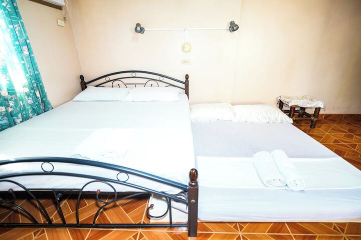 Room 38 of 65