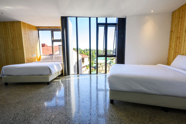 Room 21 of 72