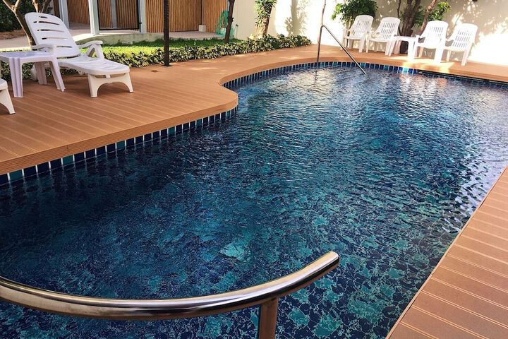 Pool 45 of 56