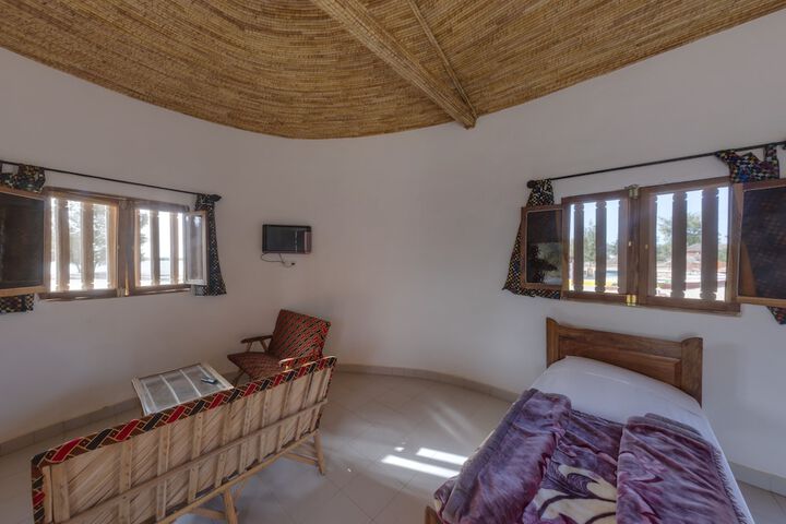 Room 29 of 90