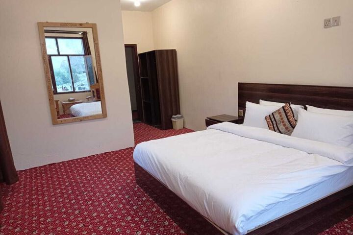 Room 13 of 15