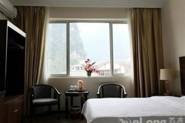 Room 16 of 84
