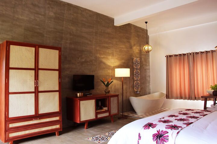 Room 10 of 89