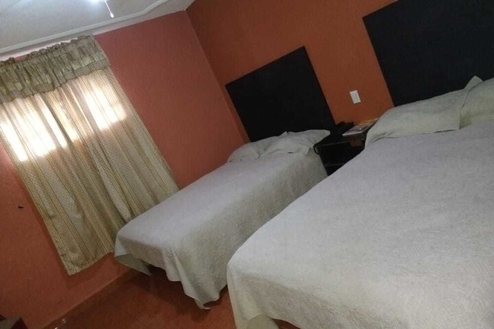Room 4 of 15
