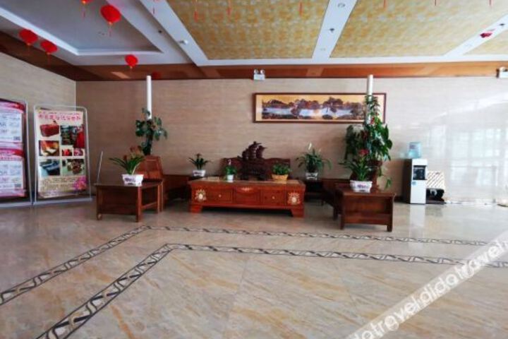 Hotel Interior 4 of 9