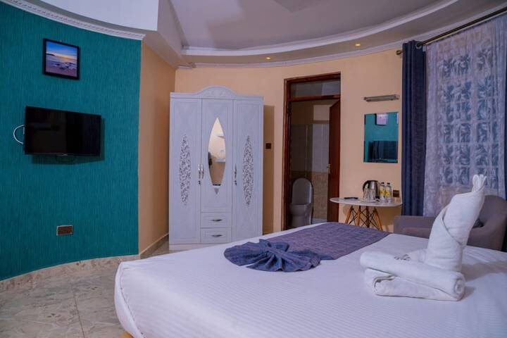 Room 18 of 31