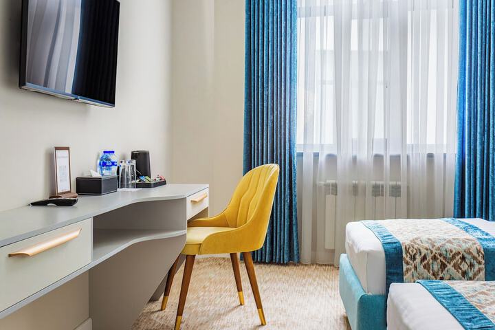 Room 15 of 26
