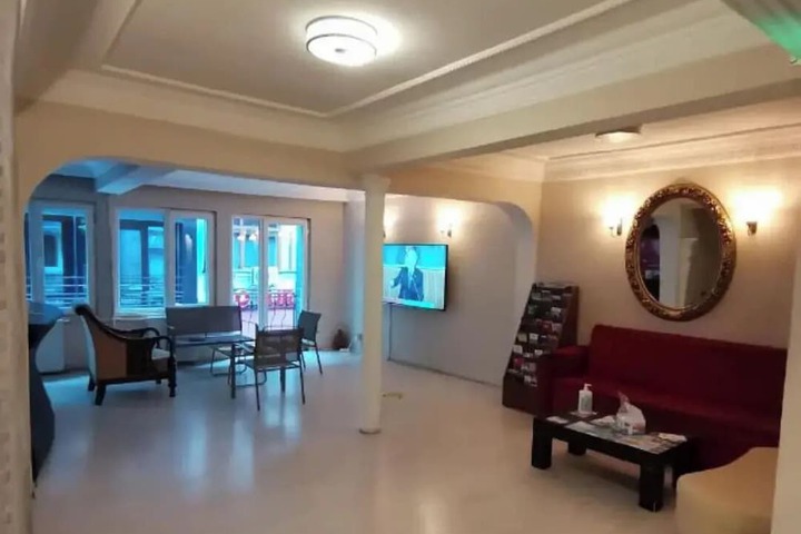Hotel Interior 4 of 29