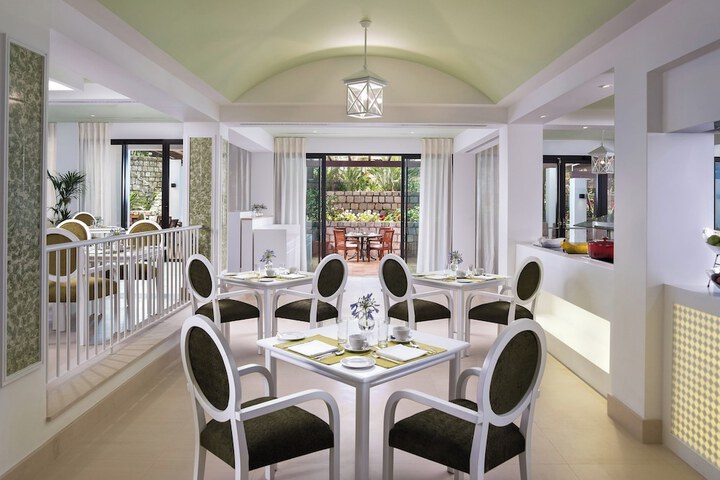 Dining 115 of 169