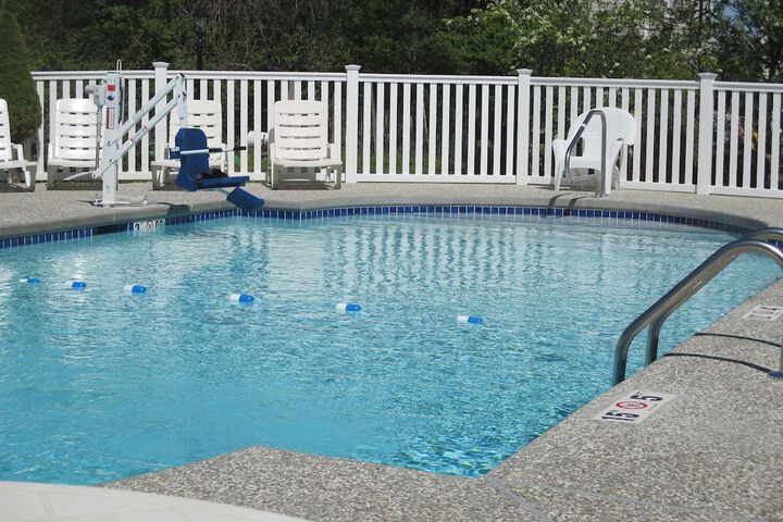 Pool 19 of 50
