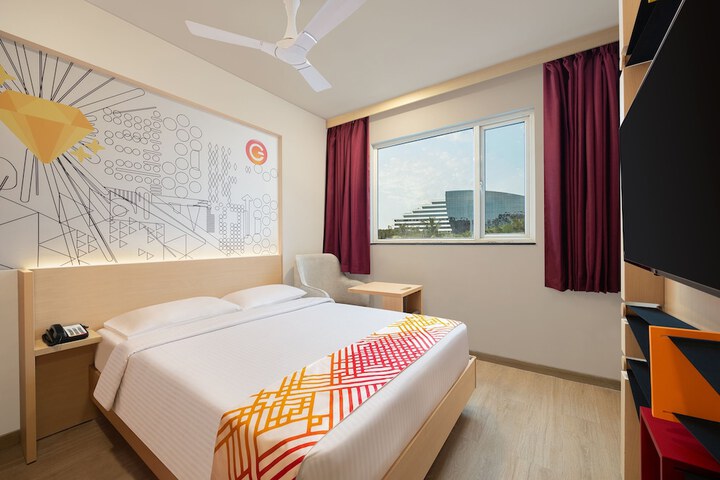 Room 17 of 43