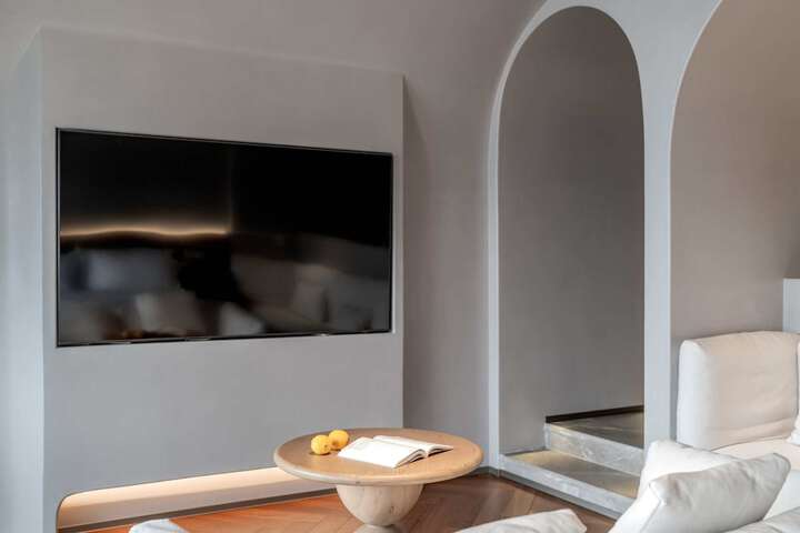 Room 16 of 182