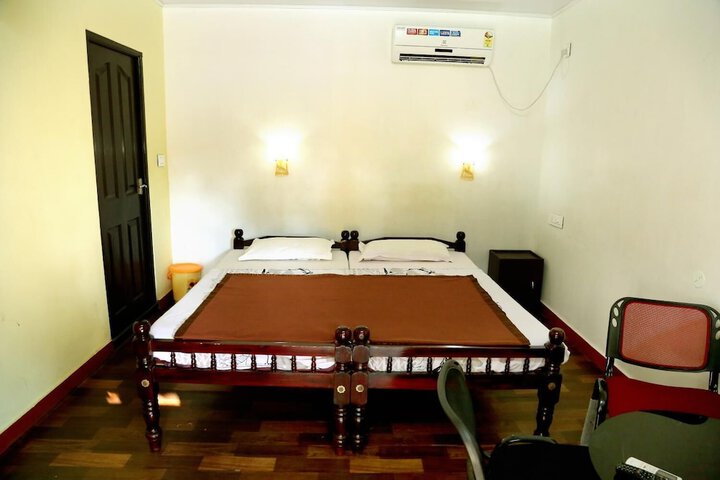 Room 11 of 51