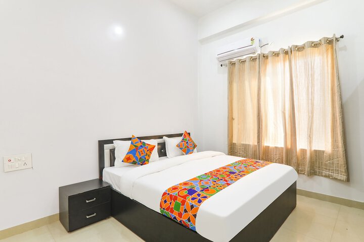 Room 18 of 27