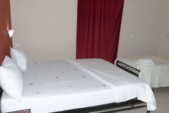 Room 5 of 62