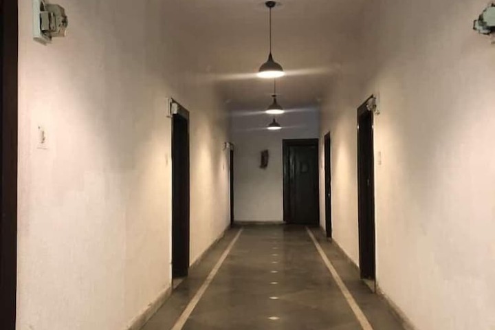 Shri Chitra Residency