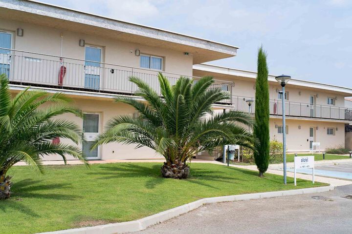 Hotel 76 of 78