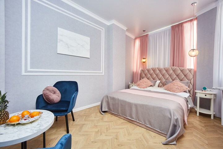 Room 5 of 30