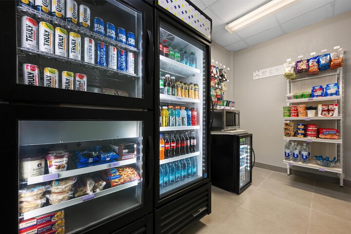 Snack bar