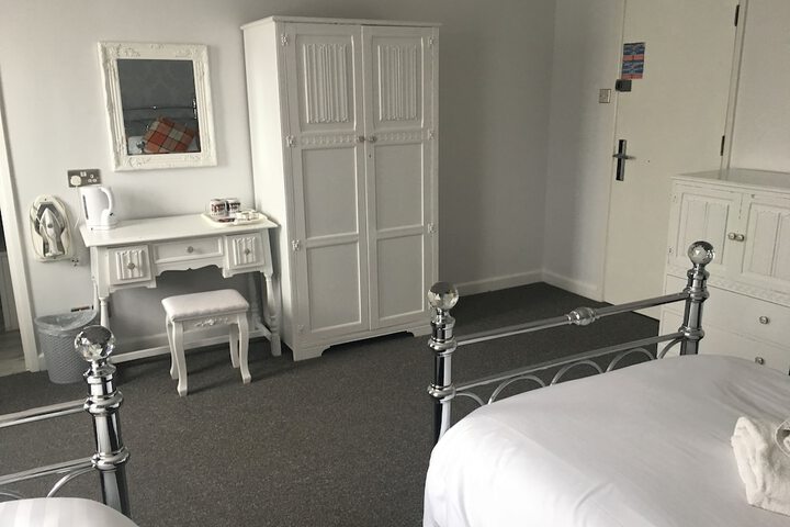 Room 14 of 46